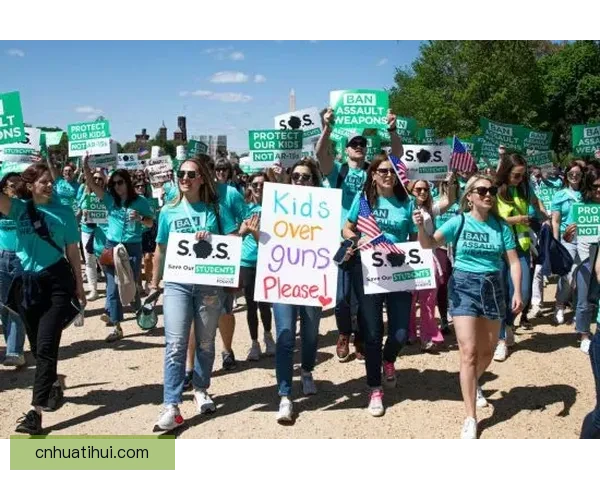 伊森母亲发声请求顶级训练师前往休斯顿助力